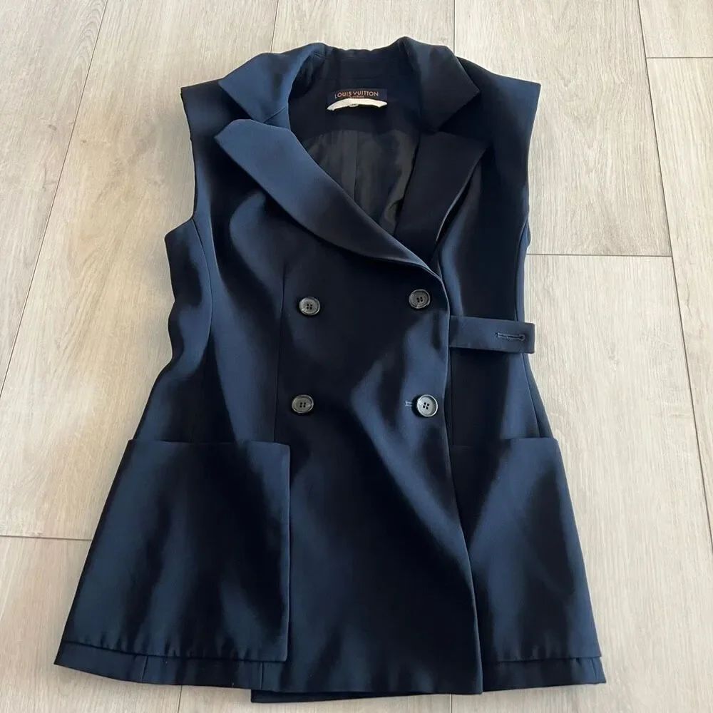 Louis Vuitton Women's Sleeveless Uniform Blazer Vest. Size 38